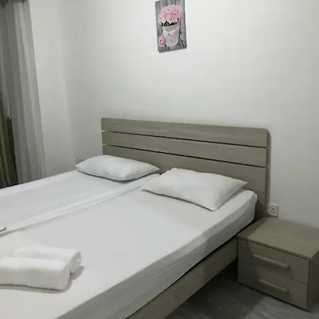 Marvelous Bisazza 4 *